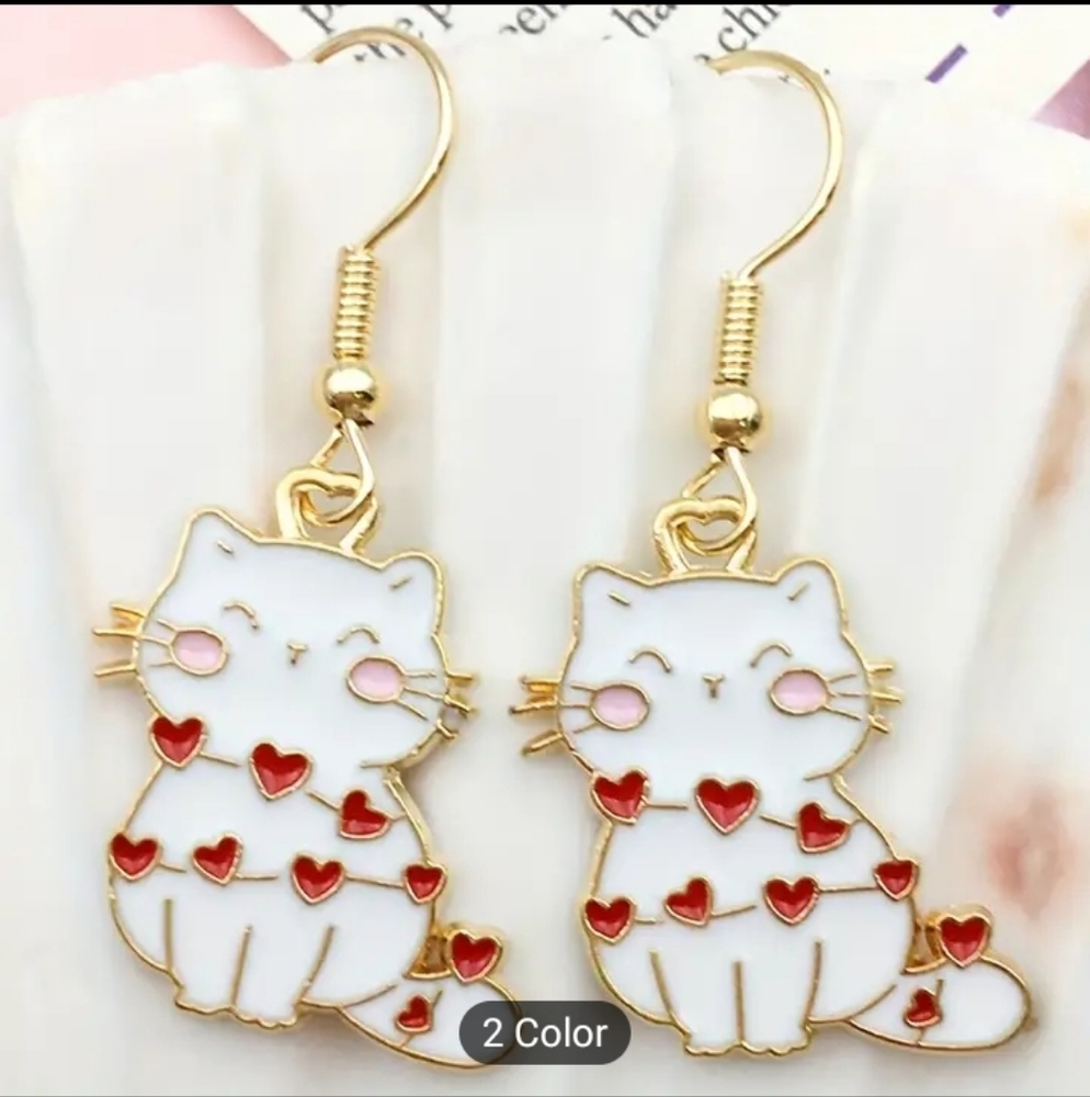 White Heart Kitty Earrings